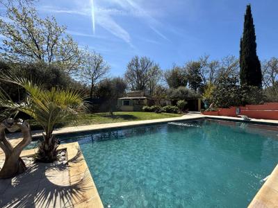 For sale Saint-paul-en-foret 8 rooms 246 m2 Var (83440) photo 0