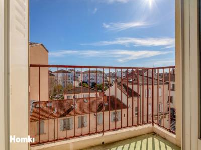 For sale Villeurbanne 3 rooms 72 m2 Rhone (69100) photo 4