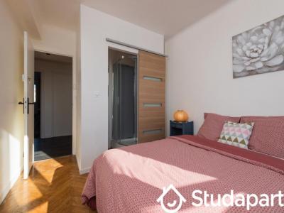 Louer Appartement 9 m2 Nice