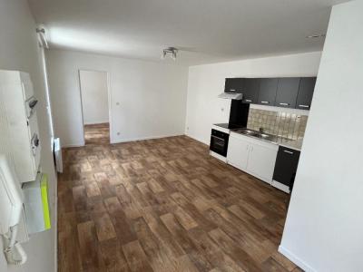 Louer Appartement 35 m2 Ferte-mace