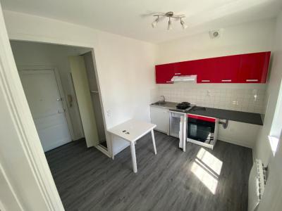 Louer Appartement 25 m2 Ferte-mace