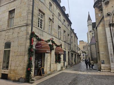 For sale Dijon 6 rooms 100 m2 Cote d'or (21000) photo 0