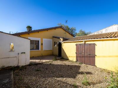 For sale Adissan 4 rooms 98 m2 Herault (34230) photo 1