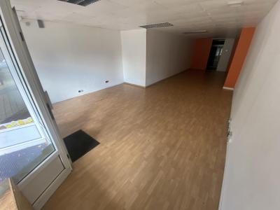 Louer Bureau 85 m2 Calais
