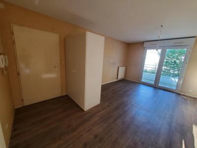 For sale Saint-herblain 3 rooms 66 m2 Loire atlantique (44800) photo 2