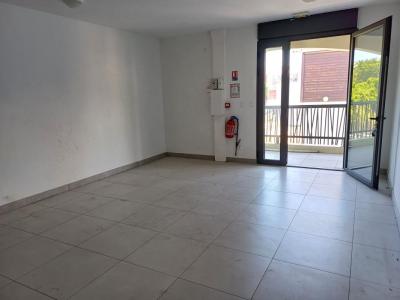 Louer Bureau 59 m2 Saint-andre