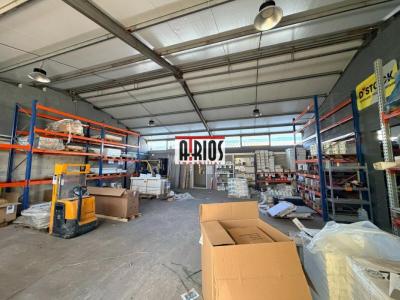 Louer Commerce 437 m2 Brignoles