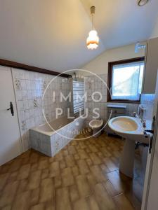 Louer Appartement Naves-parmelan 865 euros