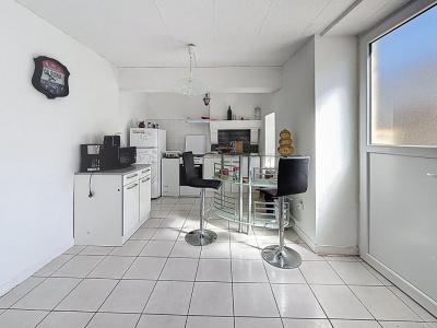 Acheter Immeuble Compreignac 170500 euros