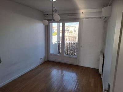 For rent Lyon-7eme-arrondissement 2 rooms 45 m2 Rhone (69007) photo 0