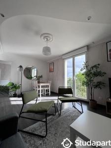 For rent Nantes 1 room 12 m2 Loire atlantique (44300) photo 0