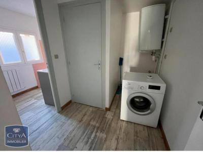 Louer Appartement Saint-just-en-chevalet 400 euros