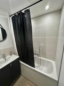 For rent Blaye 4 rooms 79 m2 Gironde (33390) photo 1