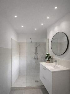 For sale Orange 3 rooms 70 m2 Vaucluse (84100) photo 3