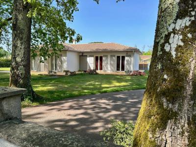 For sale Blanquefort BLAUQUEFORT 6 rooms 112 m2 Gironde (33290) photo 0