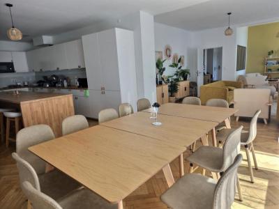 Acheter Immeuble 461 m2 Bron