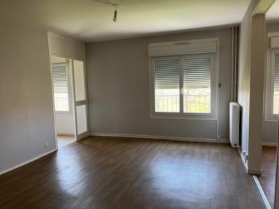 Annonce Location 4 pi�ces Appartement Cluis 36