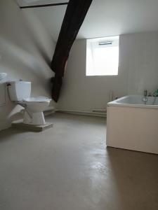 Louer Maison Avallon 483 euros