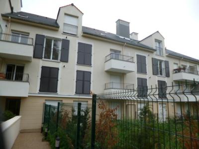 Louer Appartement Ennery 738 euros