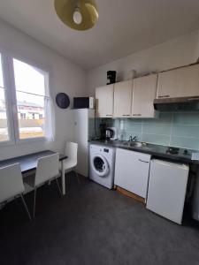 For sale Saint-malo 3 rooms 50 m2 Ille et vilaine (35400) photo 2