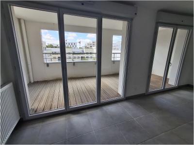 For rent Toulouse 3 rooms 67 m2 Haute garonne (31300) photo 2