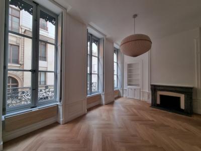 For rent Lyon-2eme-arrondissement 3 rooms 79 m2 Rhone (69002) photo 0