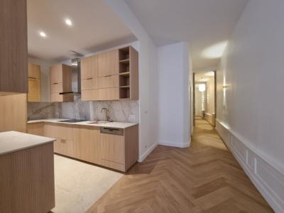 Louer Appartement 79 m2 Lyon-2eme-arrondissement