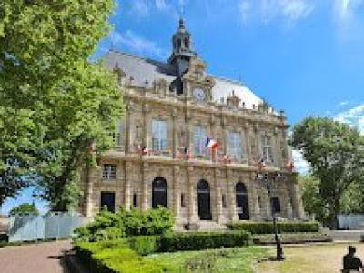 For sale Ivry-sur-seine 8 rooms 313 m2 Val de Marne (94200) photo 0