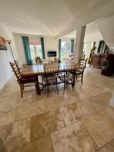 For sale Pelissanne 5 rooms 110 m2 Bouches du Rhone (13330) photo 1