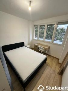 Louer Appartement Marseille-9eme-arrondissement Bouches du Rhone