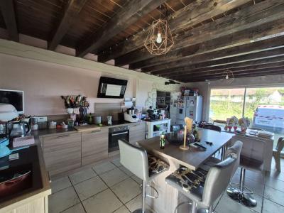 For sale TR�S CALME 4 rooms 110 m2 Ain (01560) photo 4