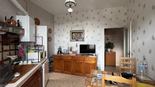 For sale A PROXIMIT� DE LA GARE 3 rooms 63 m2 Puy de dome (63300) photo 0