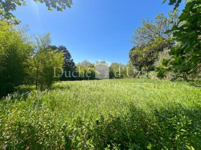 Acheter Terrain 1211 m2 Uzes
