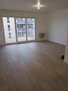 Annonce Location 2 pi�ces Appartement Laval 53
