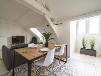 Louer Appartement 78 m2 Reims