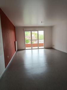 Louer Appartement 55 m2 Barbieres