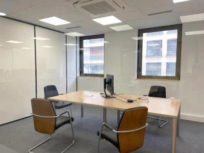 For rent Neuilly-sur-seine 330 m2 Hauts de Seine (92200) photo 3