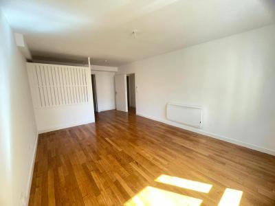 Louer Appartement 77 m2 Marseille-2eme-arrondissement