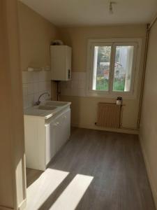 For rent Orbigny 4 rooms 79 m2 Indre et loire (37460) photo 0