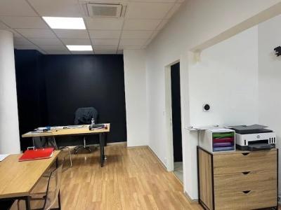Louer Local commercial 95 m2 Nice