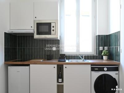 Louer Appartement Courbevoie 1050 euros
