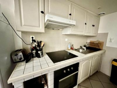 For rent Bordeaux 1 room 27 m2 Gironde (33000) photo 1