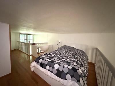 For rent Bordeaux 1 room 27 m2 Gironde (33000) photo 2