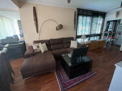 For sale Fontenay-le-fleury 5 rooms 98 m2 Yvelines (78330) photo 2
