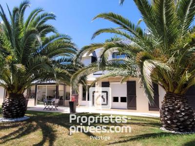 For sale Fouesnant 6 rooms 196 m2 Finistere (29170) photo 1