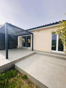 For sale Capestang 3 rooms 87 m2 Herault (34310) photo 0