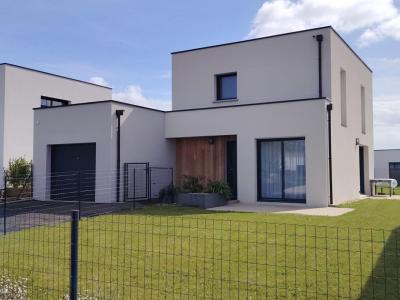 For sale Lamballe 5 rooms 100 m2 Cotes d'armor (22400) photo 0