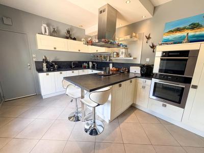 For sale Fronton 6 rooms 135 m2 Haute garonne (31620) photo 3