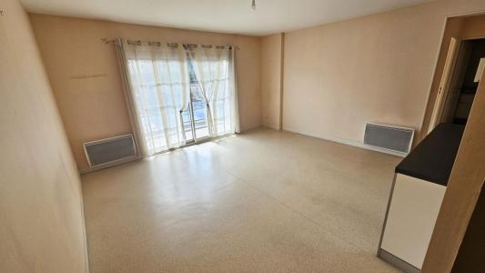 For sale Maintenon 2 rooms 45 m2 Eure et loir (28130) photo 1