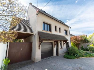 For sale Sainte-genevieve-des-bois 8 rooms 138 m2 Essonne (91700) photo 0